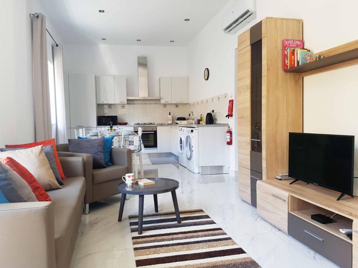 Ac1- Prime Location 3 Bedroom Apt In St.Julian'S San Ġiljan Exterior foto