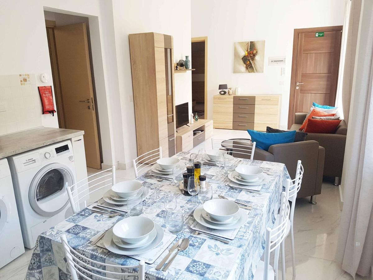 Ac1- Prime Location 3 Bedroom Apt In St.Julian'S San Ġiljan Exterior foto